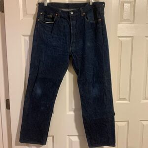 LeVI’S, 501 button up, vintage 94, (30years old) have wear spots, 40x32